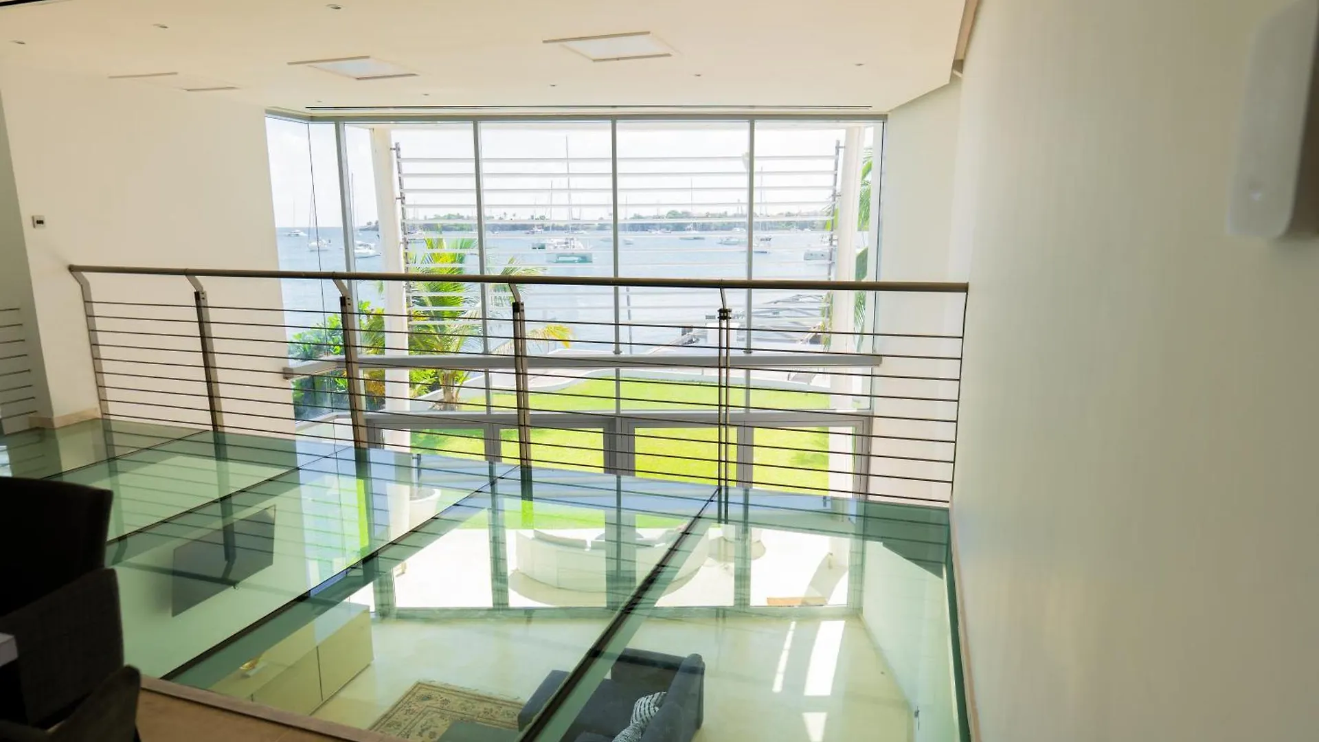 Waterside Lejlighed Lance aux Epines
