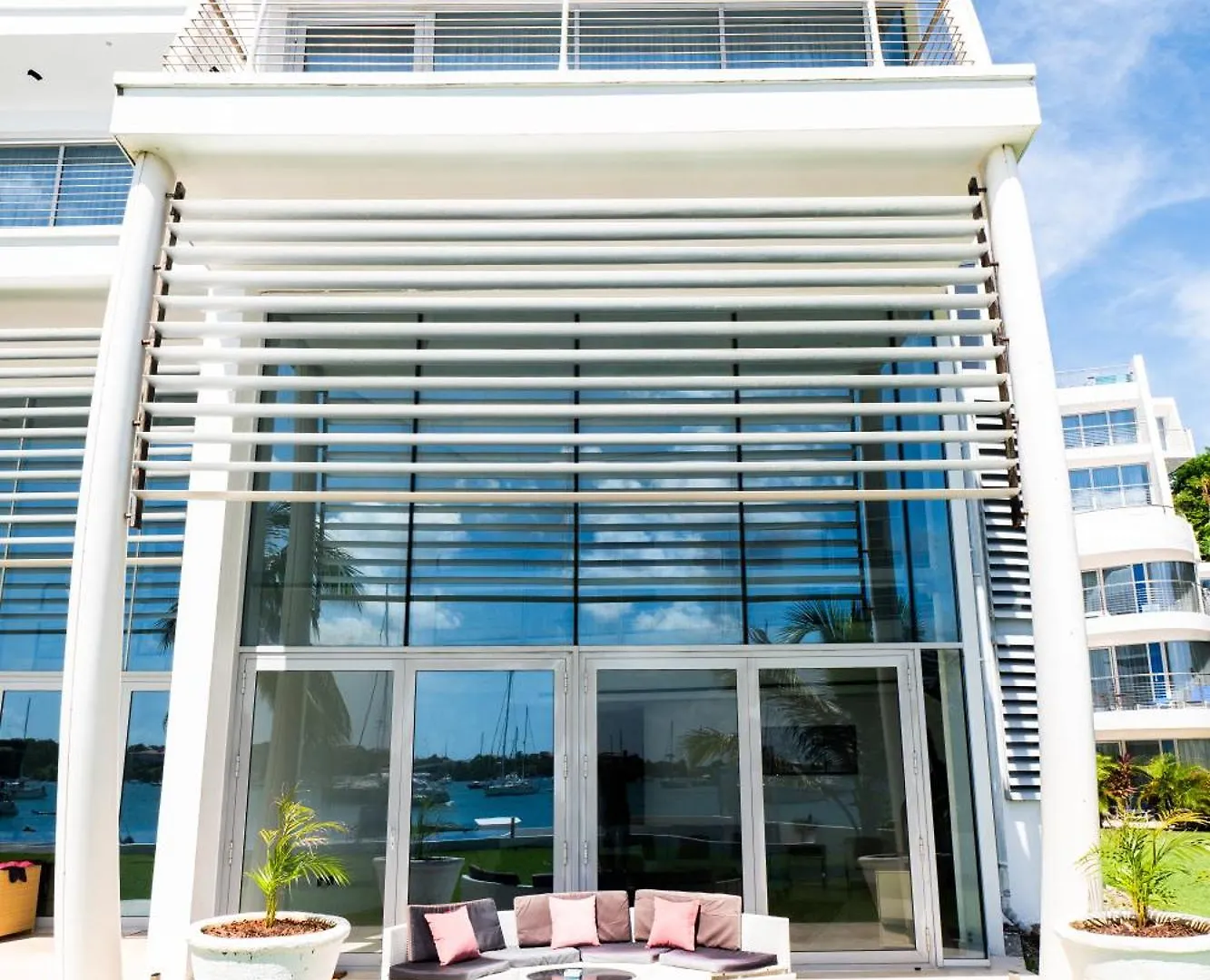 Waterside Lejlighed Lance aux Epines